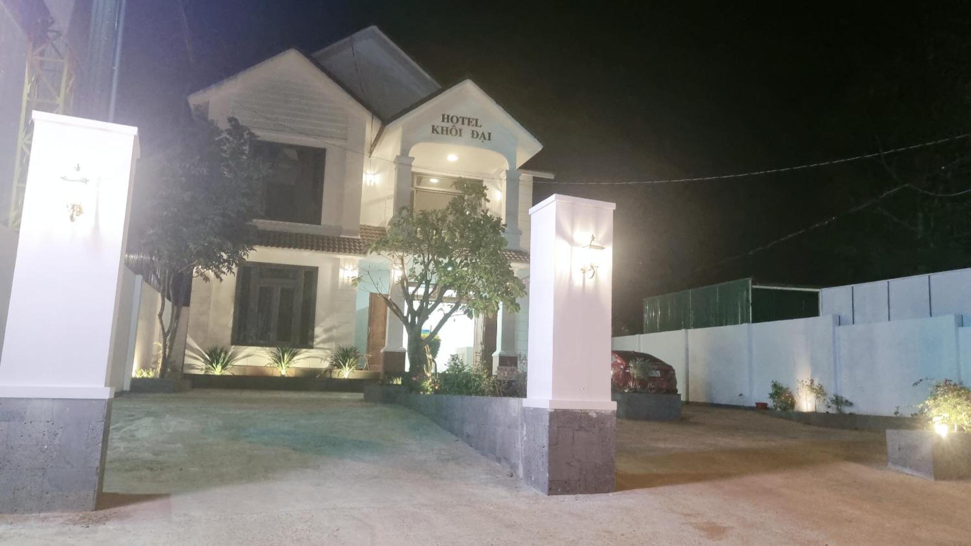 Khoi Dai Hotel Buon Ma Thuot Buitenkant foto