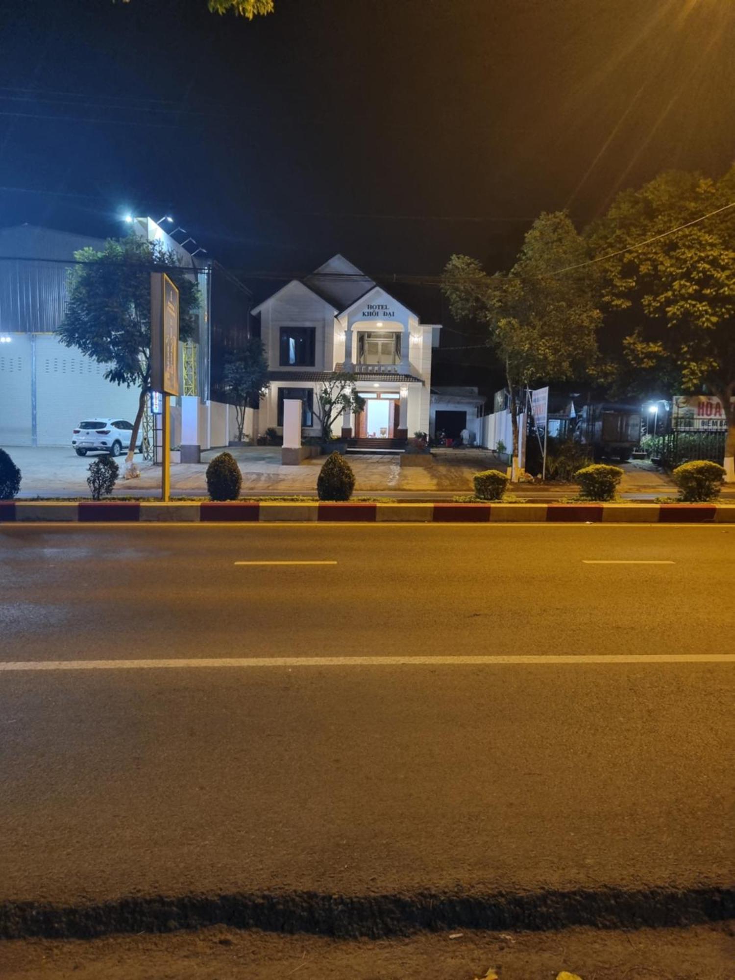 Khoi Dai Hotel Buon Ma Thuot Buitenkant foto
